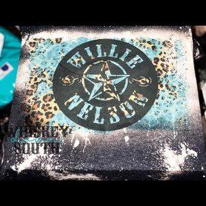 Willie Nelson Bleach leopard crewneck sweatshirt